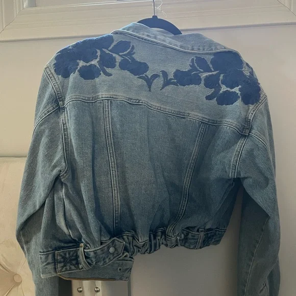 Women's Blue Denim Jacket - Picture 2 of 4